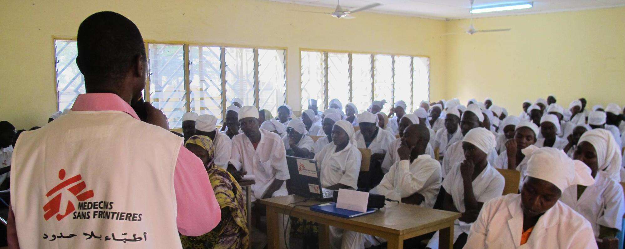 A Round Table at the MSF fistula project in Chad