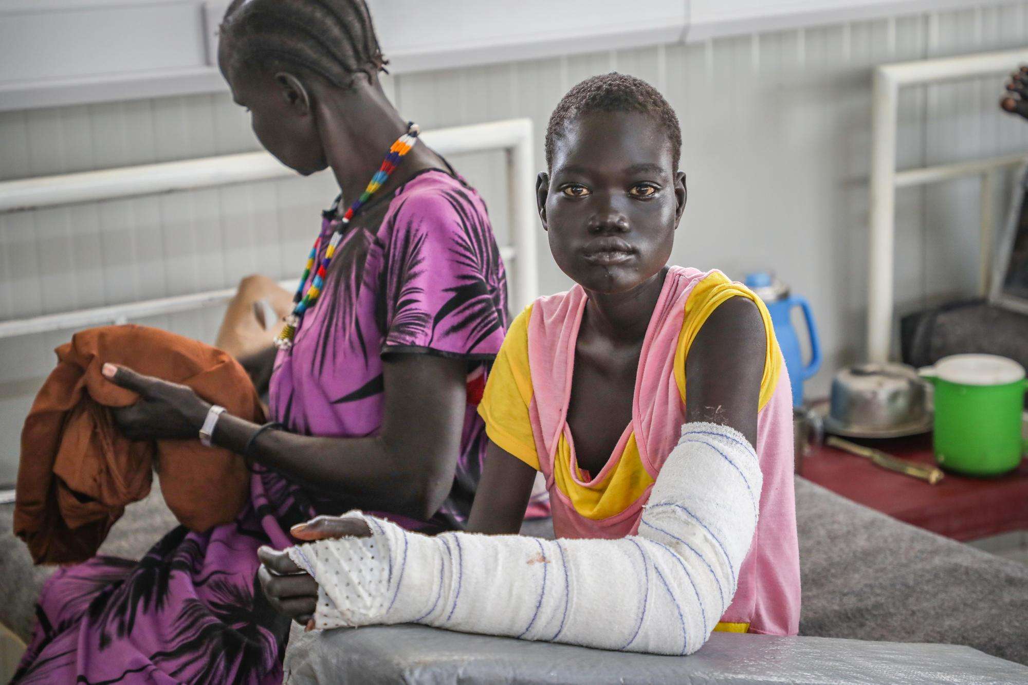 Aguek Deng, a snakebite patient in the post-op ward