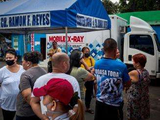 A mobile X-ray machine set up in Tondo providing screening for tuberculosis. 