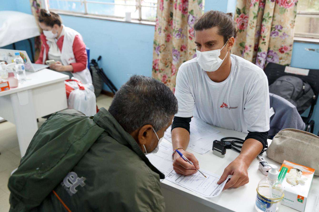 MSF serves people sheltering after disastrous floods in the south of Brazil.