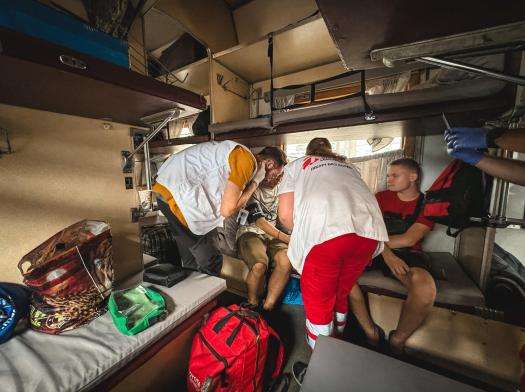 MSF is providing medical consultations to evacuees boarding trains to flee.